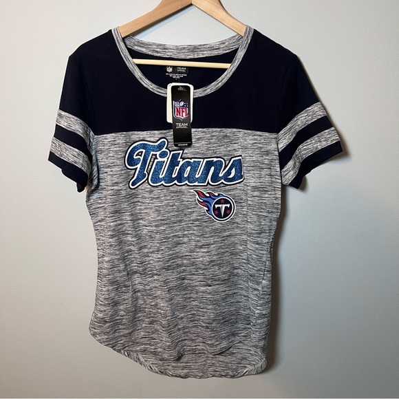 Tennessee Titans T-Shirt Women’s L Short Sleeve NFL Football Tee Shirt NEW! - Picture 1 of 6
